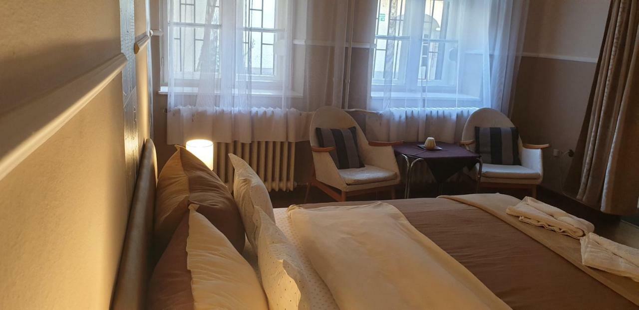 エゲルJokai Family Apartmanアパートメント エクステリア 写真